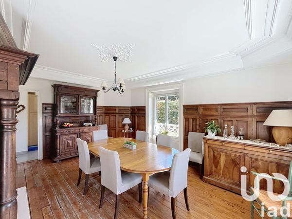 Maison à vendre 14 pièces 230 m² Montmorency