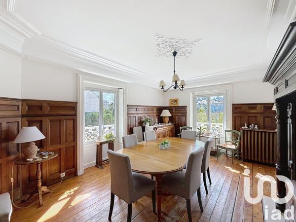 Maison à vendre 14 pièces 230 m² Montmorency