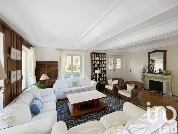Maison à vendre 14 pièces 230 m² Montmorency