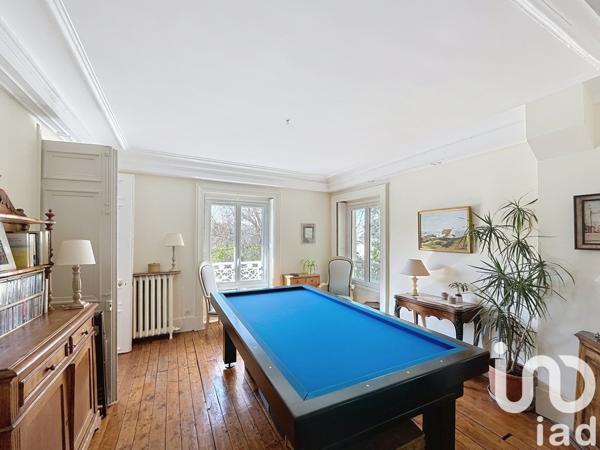 Maison à vendre 14 pièces 230 m² Montmorency