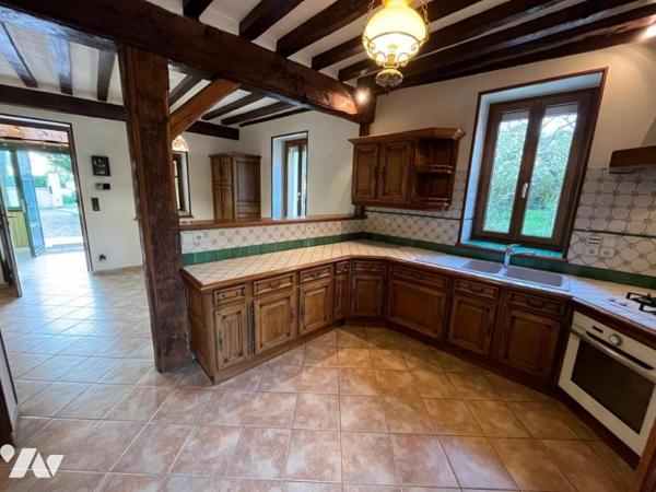 BEAUNE à 6,5 kms maison au calme sur env 2200 m² de terrain