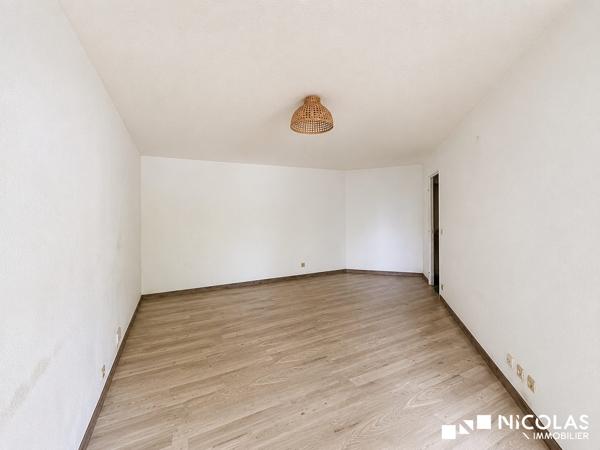 T2 AVEC BALCON ET PARKING – BORDEAUX JARDIN PUBLIC / CROIX-DE-SEGUEY