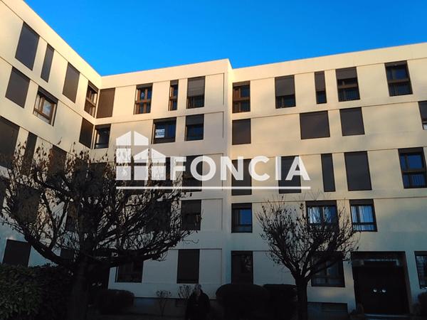 Location Appartement meublé 5 pièces 95.01 m² - BOULEVARD LACAUSSADE Tarbes 65000