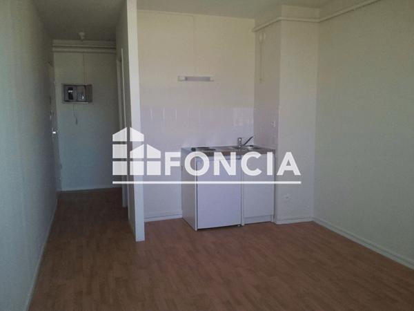 Location Studio 19.27 m² - 49-51-53 AVENUE DU GENERAL PATTON Angers 49000
