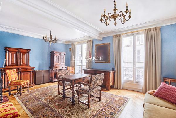 A vendre - Appartement  - Paris 75004 - Proche Place des Vosges