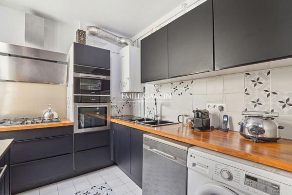 A vendre - Appartement  - Paris 75004 - Proche Place des Vosges