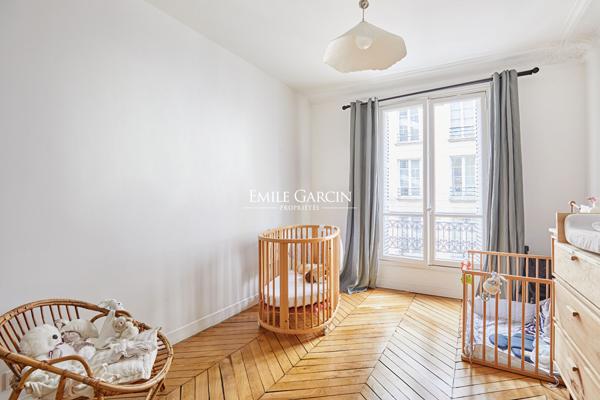 A vendre - Appartement  - Paris 75004 - Proche Place des Vosges