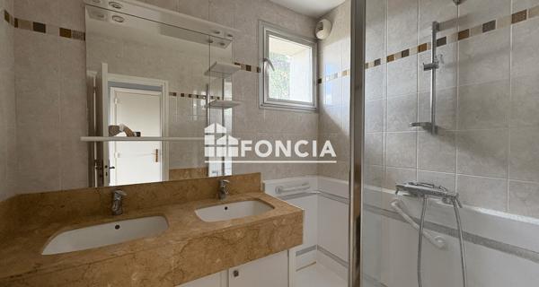 À vendre Appartement 6 pièces 144.5 m² - Chartres 28000
