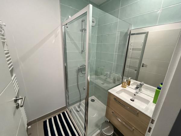 Appartement récent trois pièces dans une résidence neuve de standing