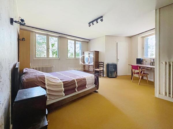 VANNES Maison 7 pièces 176 m²