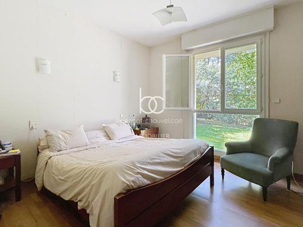 VANNES Maison 7 pièces 176 m²