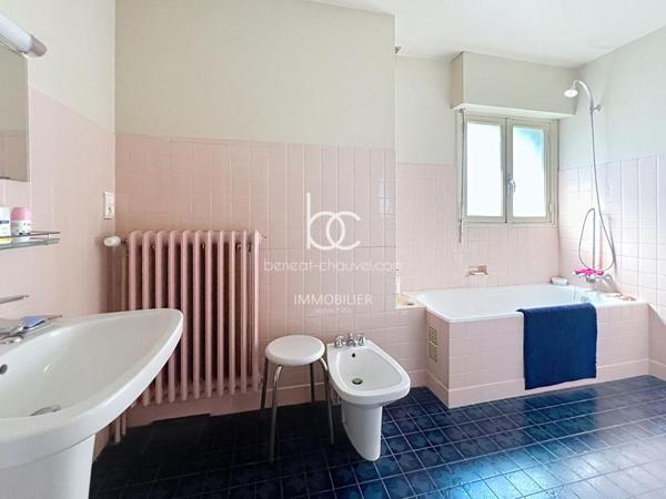 VANNES Maison 7 pièces 176 m²
