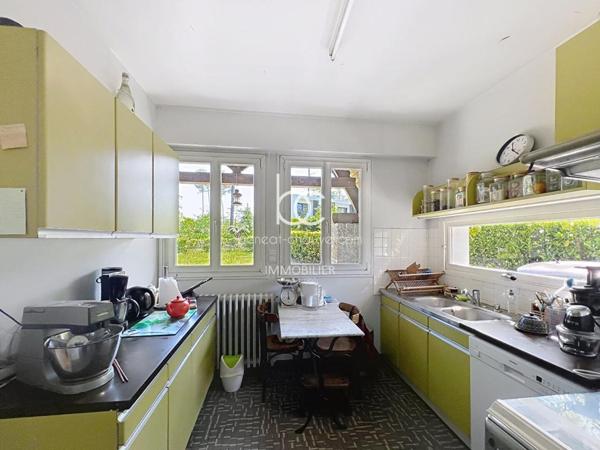 VANNES Maison 7 pièces 176 m²