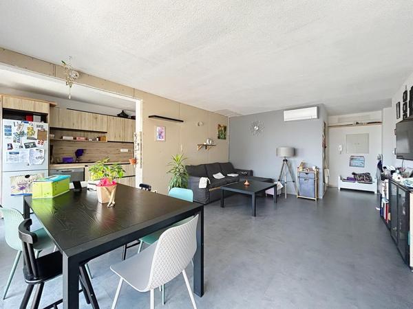 Appartement T4 dernier étage avec ascenseur