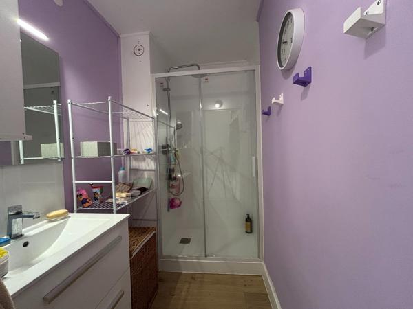 Appartement T4 dernier étage avec ascenseur