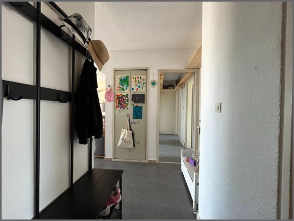 Appartement T4 dernier étage avec ascenseur