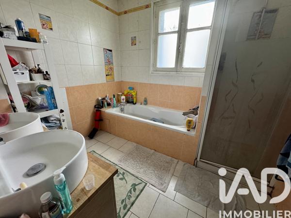 Maison à vendre 5 pièces 145 m² Villebois-Lavalette