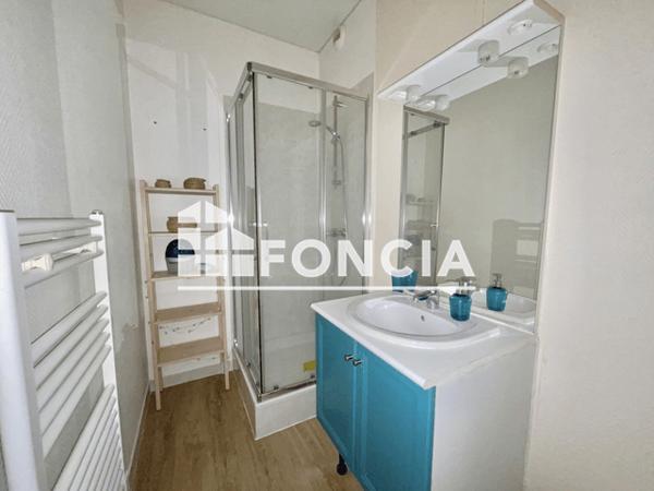 Location Appartement meublé 2 pièces 33.65 m² - 10 RUE DU DOCTEUR FOURNIER Tours 37000
