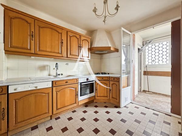 A VENDRE Appartement T3 de 62 m² dernier étage avec deux terrasses 13010 Marseille