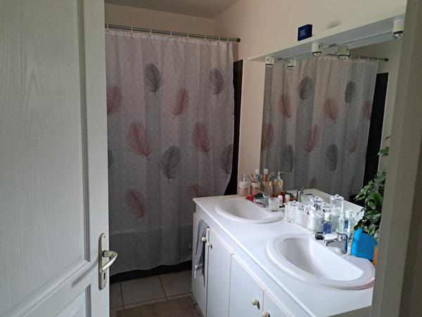 Maison familiale 4 chambres avec garage