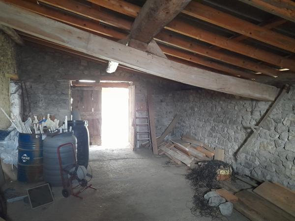 Montmaur-en-Diois (26150) NOUVELLE BAISSE DE PRIX MONTMAUR-EN-DIOIS/ BELLE MAISON DE VILLAGE EN PIERRES ( proche de Die et Chatillon en