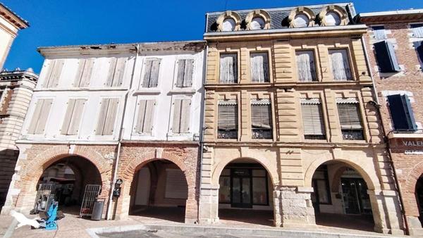 Immeuble à vendre 135 000 € Valence 547 m² DPE