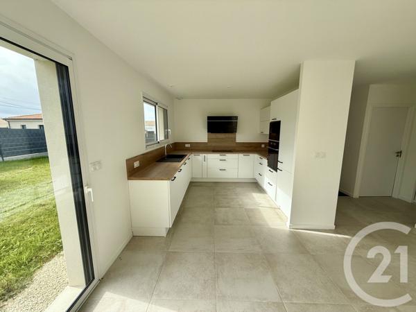 Maison à vendre  5 pièces - 149,80 m2 MEDIS - 17