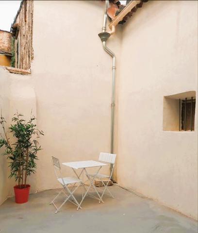Immeuble à vendre : Opportunité d'investissement exceptionnelle en plein centre-ville de Brignoles