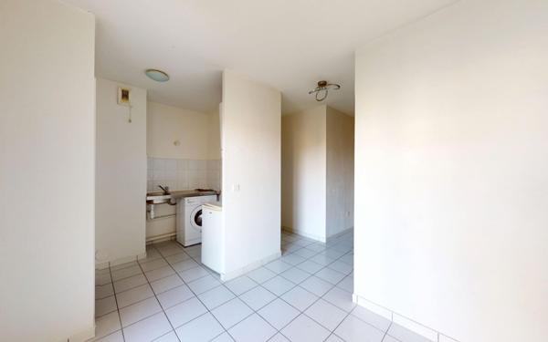 Appartement à vendre    1 pièce • 21,01 m2 Vaulx-en-Velin