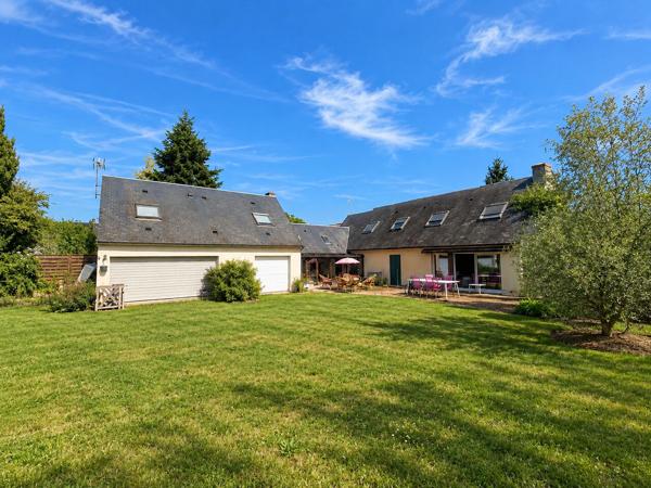 Olivet propriété de charme 250 M2 6 chambres , 1 studio, parc environ 3200 m2 .