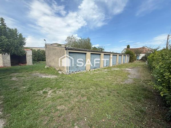 Ensemble de 7 garages