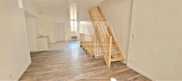 ANGOULEME - MAISON DE VILLE T4 DE 87,09 m² ENTIEREMENT RÉNOVÉE
