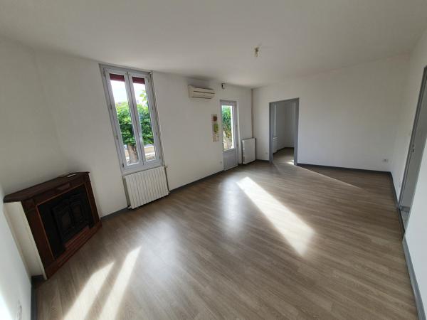 Maison de ville à louer à Marmande