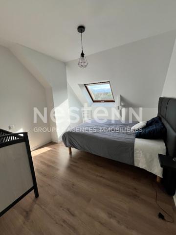 A LOUER -  MAISON 5 CHAMBRES - CENTRE BOURG GUEHENNO