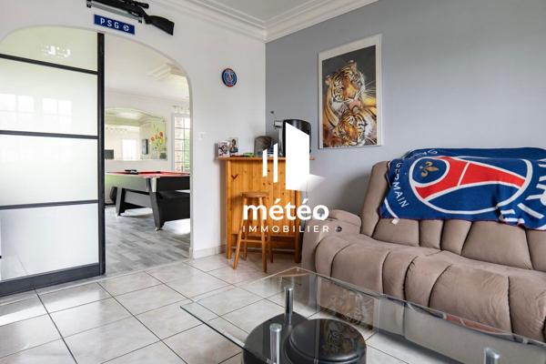 Maison spacieuse à vendre à Les Achards avec piscine et grand terrain
