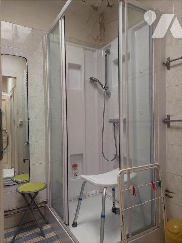 Maison à rénover.  Centre bourg.