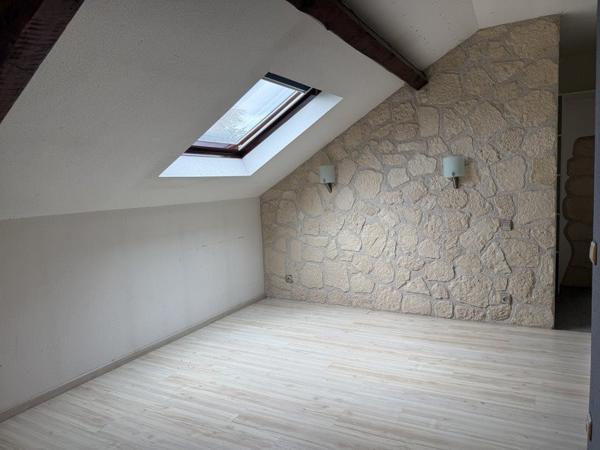 Maison à vendre 161 250 € Montluçon 7 p 164 m² DPE C
