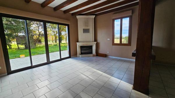 Maison rénovée avec dépendance – cadre champêtre sans vis-à-vis Luché-Pringé (72)