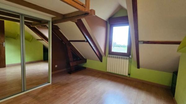 Maison rénovée avec dépendance – cadre champêtre sans vis-à-vis Luché-Pringé (72)