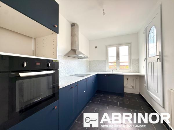 Duplex 2 chambres, bureau avec terrasse – Quartier Saint-Acheul & Proche Gare. AMIENS