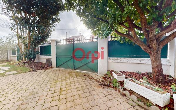 Maison à vendre    6 pièces • 121,03 m2 Livry-Gargan