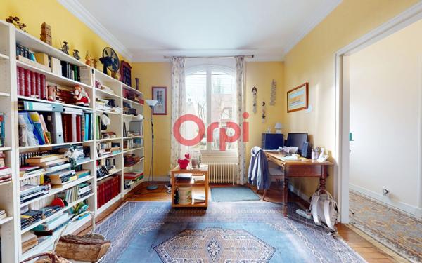 Maison à vendre    6 pièces • 121,03 m2 Livry-Gargan