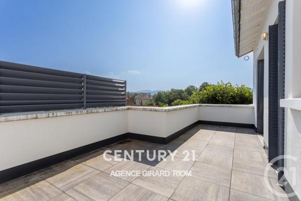 Maison à vendre  8 pièces - 197 m2 RIOM - 63