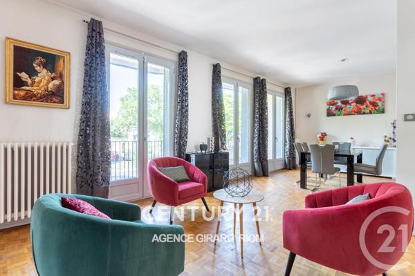 Maison à vendre  8 pièces - 197 m2 RIOM - 63