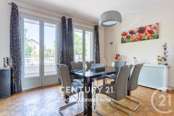 Maison à vendre  8 pièces - 197 m2 RIOM - 63