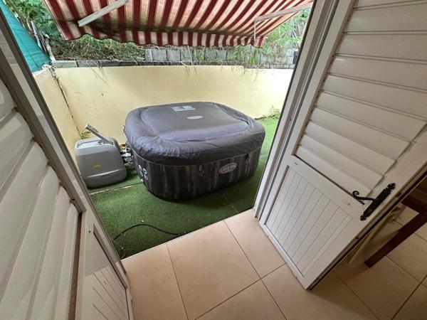 Studio rénové avec jacuzzi Anse Mitan, Trois-Îlets