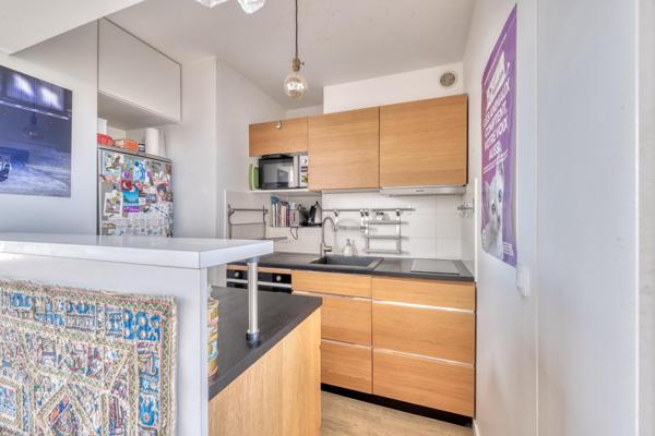 2 pièces en dernier étage avec 3 terrasses aménagées