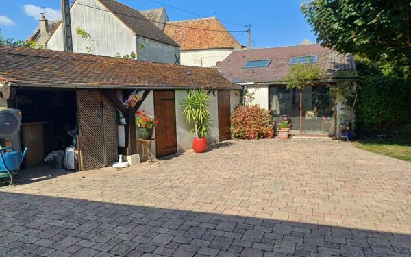 Maison à vendre    6 pièces • 165 m2 Château-Landon