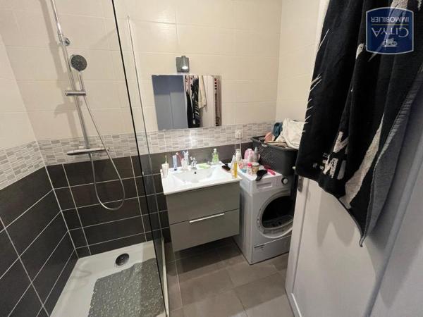 Appartement à louer 4 pièces 68.04m²