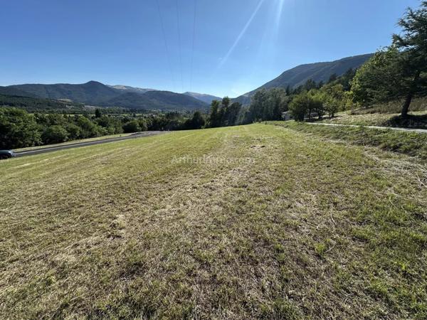 Vente Terrain 1154 m2 à La Mure-Argens